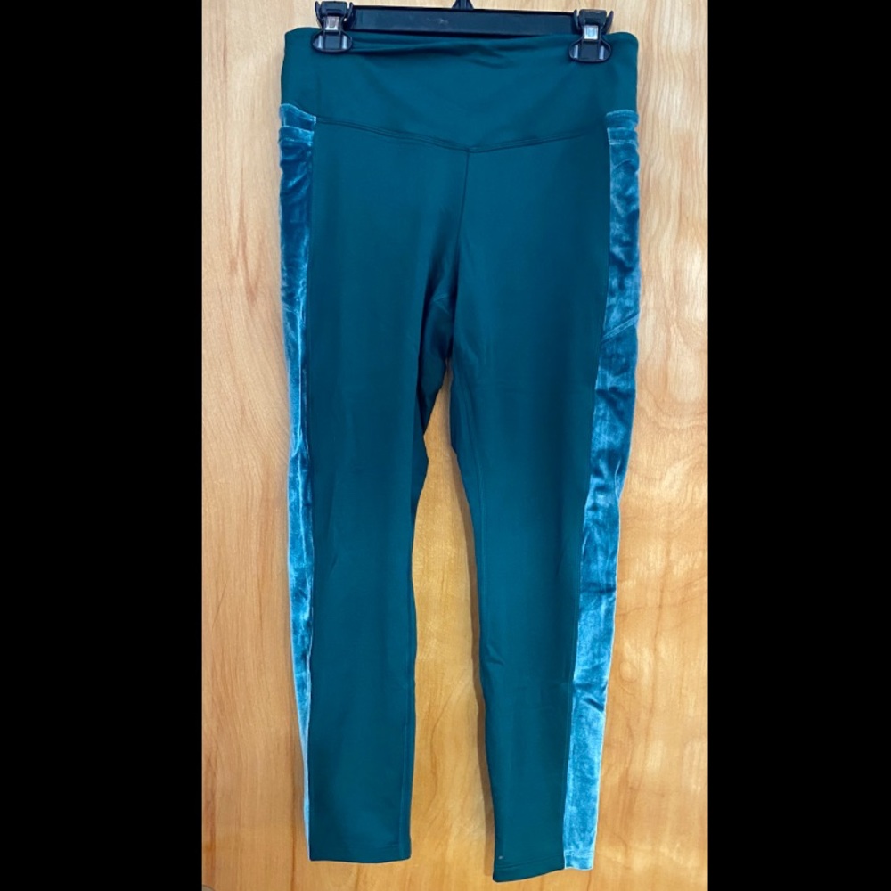 Victoria's Secret PINK Cozy Fleece Lined Legging